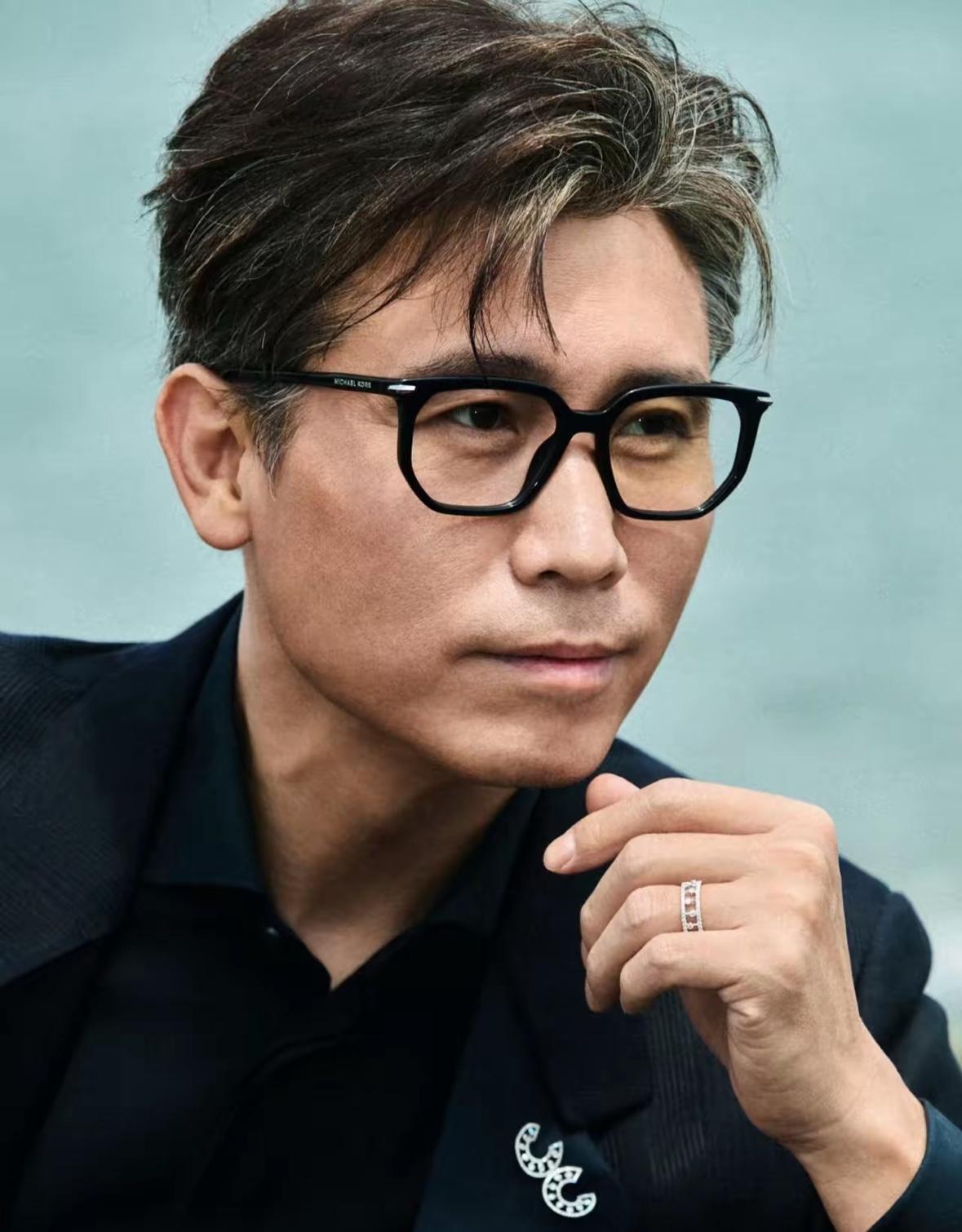 这下出名了，不仅浙江，全国人民都知道了，​李乃文又闯祸了，这下不是综艺，也不
