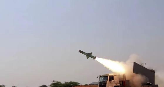 伊朗革命卫队直接放话：从明天起，不管你是阿拉伯兄弟还是欧洲老铁，只要把美国和以色