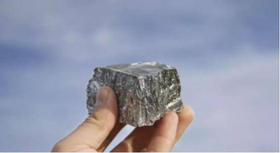 中国不起眼的小县城工厂停工一个月，竟能让西方国家苦不堪言，那么，这个工厂究竟有何
