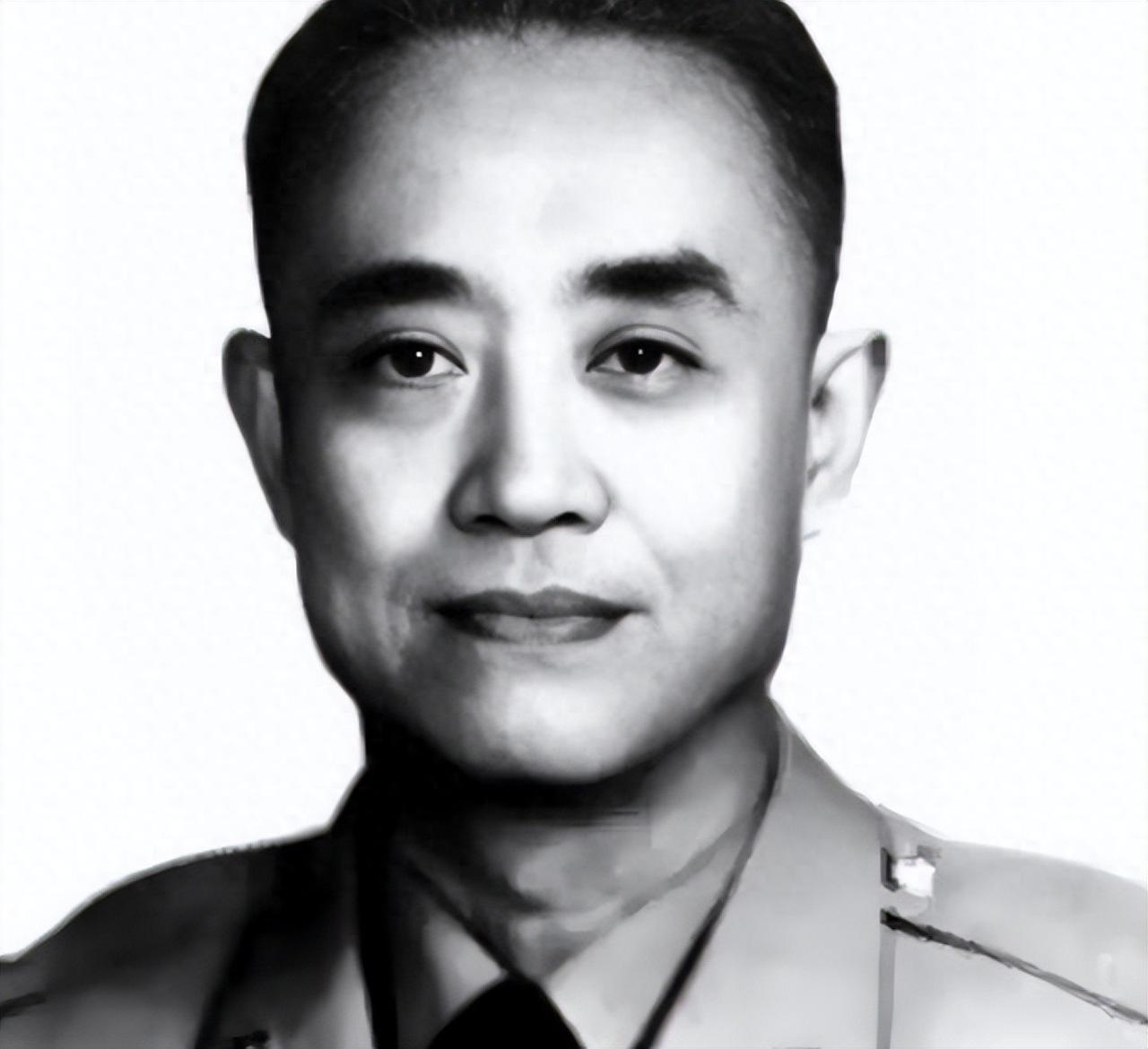 吴石死后，毛人凤给谷正文涨工资到800块钱，仅次于毛人凤。清晨马场町，吴石那