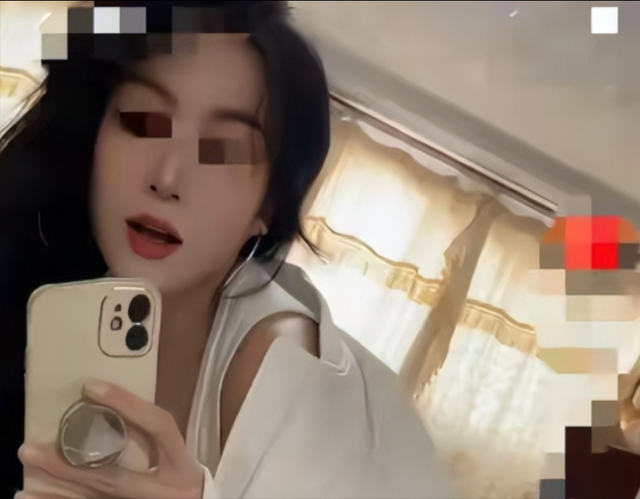 烧烤店老板娘:美艳私照疯传,聊天记录曝光,榜一大哥这次摊事了