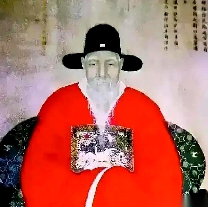 1369年，71岁的朱升把朱元璋赏的免死金牌埋在了安庆府江滩的老柳树底下。他没按辞行时说的回老家祭祖