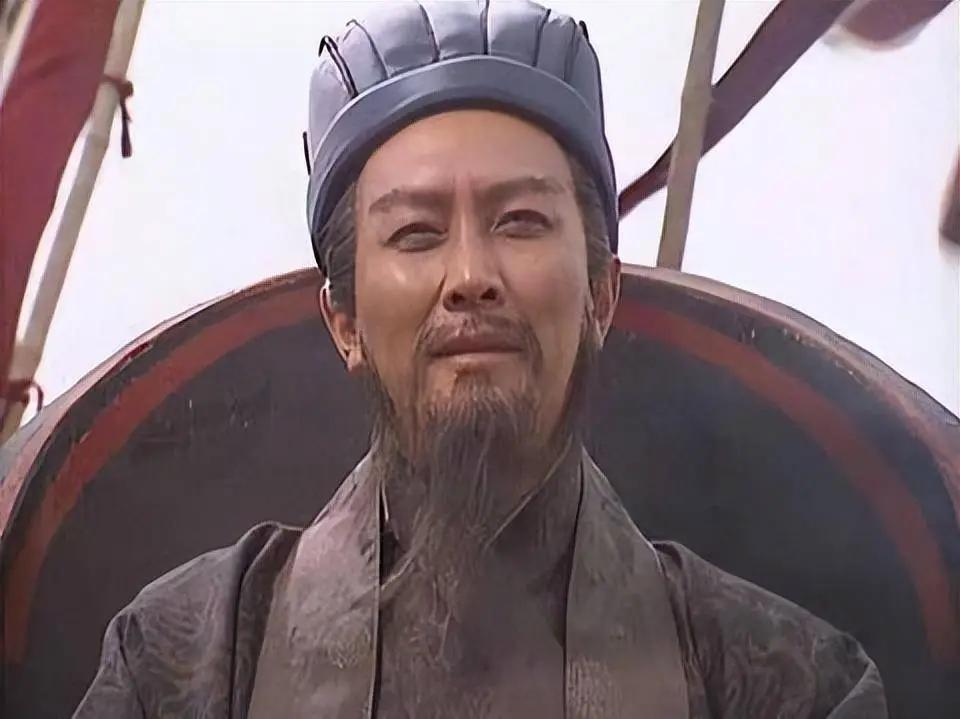 诸葛亮出山时，司马徽早就说过，虽得其主，不得其时。公元207年，隆中。一个2