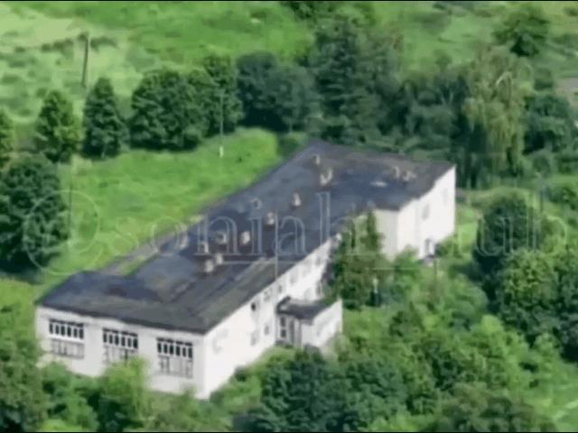 乌军一架米格-29战机向俄罗斯库尔斯克一座建筑发射了一枚法国提供的AASMHa