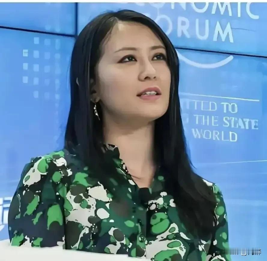 龙生龙，凤生凤，行长的女儿校长宠！金刻羽14岁初中毕业后，便去美国读高中，并