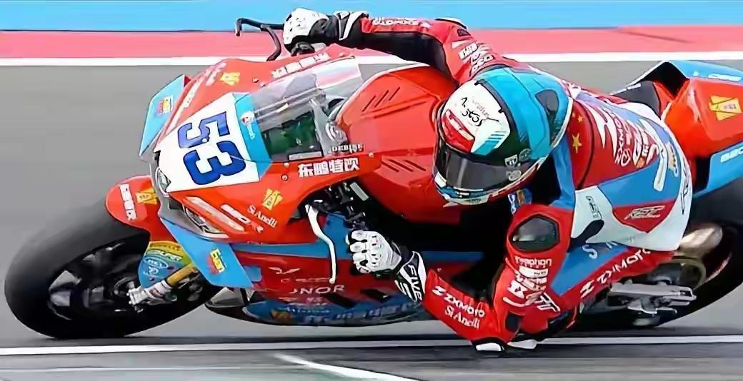 我国摩托扬威世界赛场！春风动力MotoGP断层夺冠，领先近2秒碾压全场！4