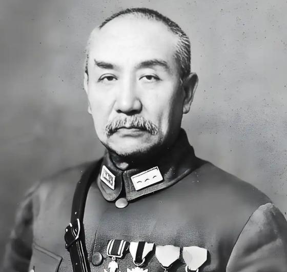 1935年阎锡山改良冲锋枪，拉长枪管成废铁，两年后八路军捡漏变杀敌利器19