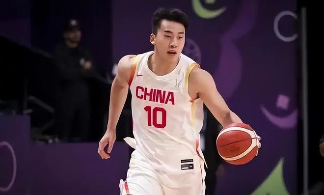 #头号创作者激励计划#王俊杰就是锋线上的真核！王俊杰一定会超越崔永熙、曾凡博