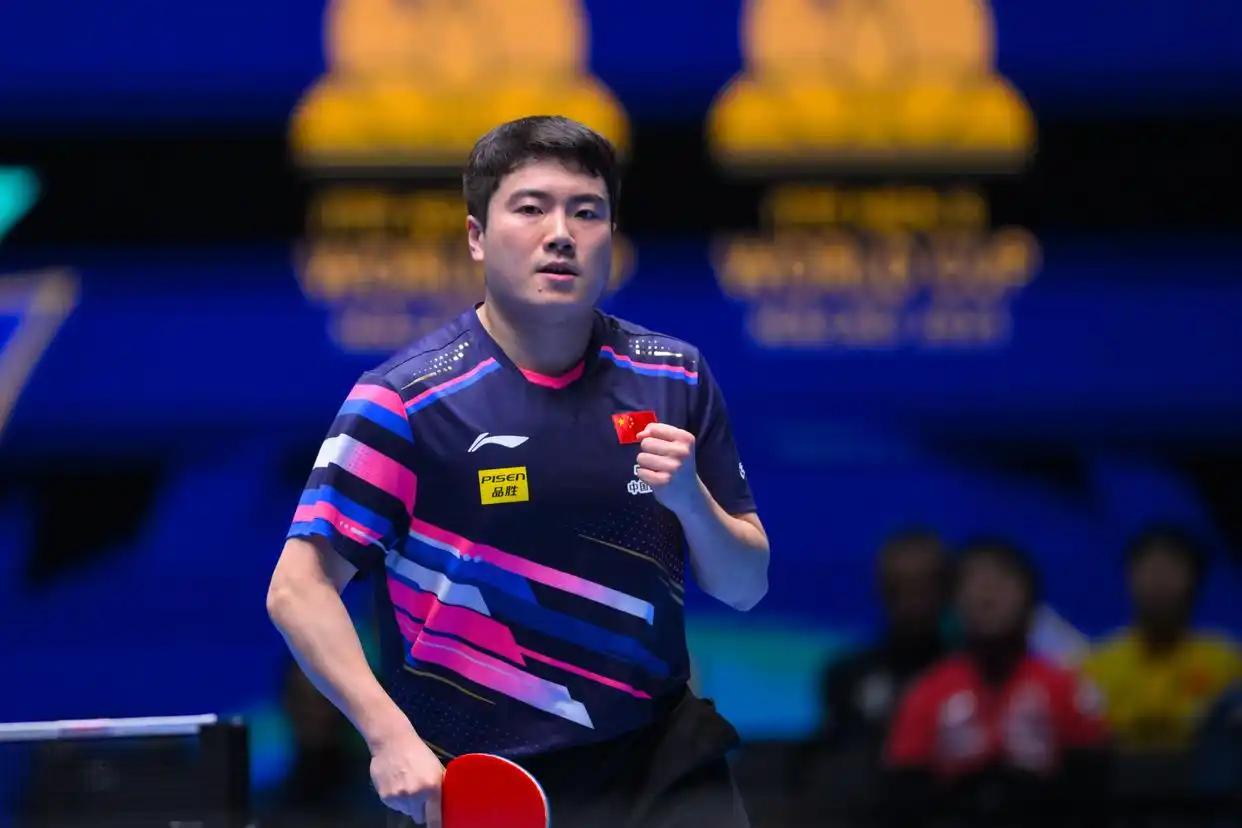 刚刚结束了一场国际乒联澳门世界杯男单小组赛，男单世界排名第13名的国乒选手梁靖崑