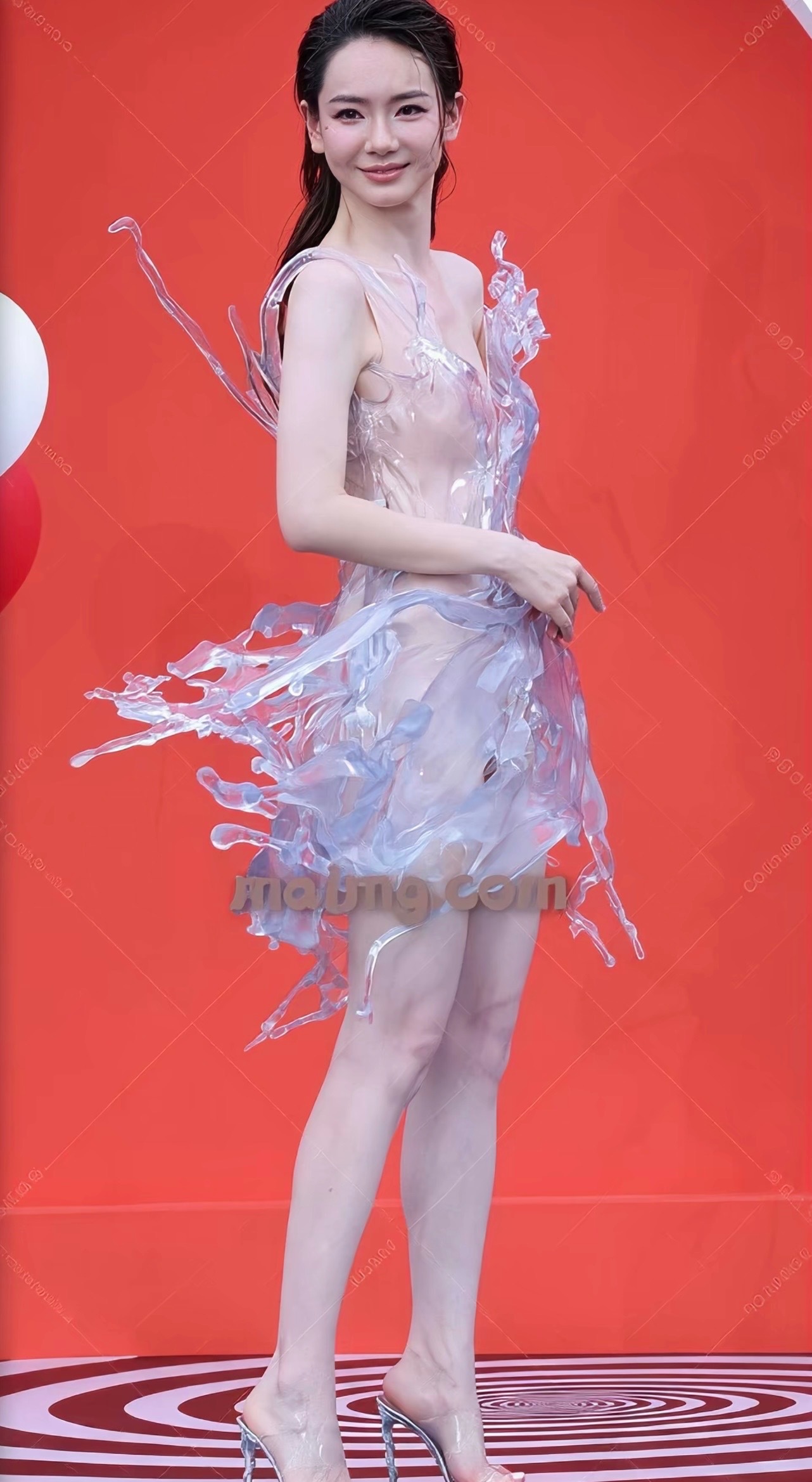 戚薇！敢穿这种造型真的太绝了​​​