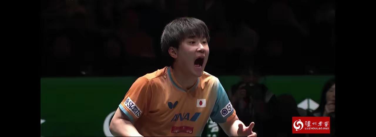 这下子，张本宇一家可真是颜面尽失！在今晚举行的混合团体世界杯决赛中，张本智和、张