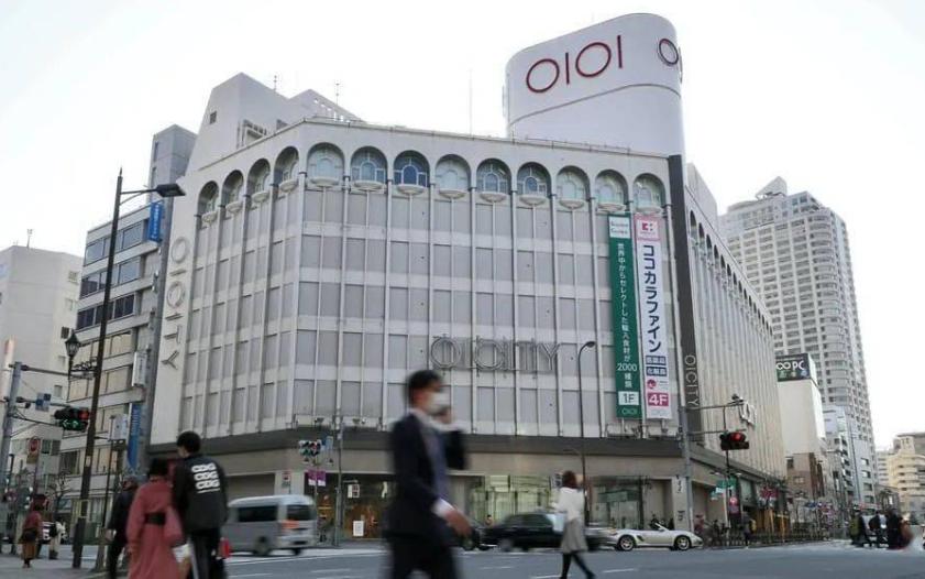 昨夜跟一位在日本的同学闲聊，他叹了口气说：这波，是真冷冷清清了。8月访日数字