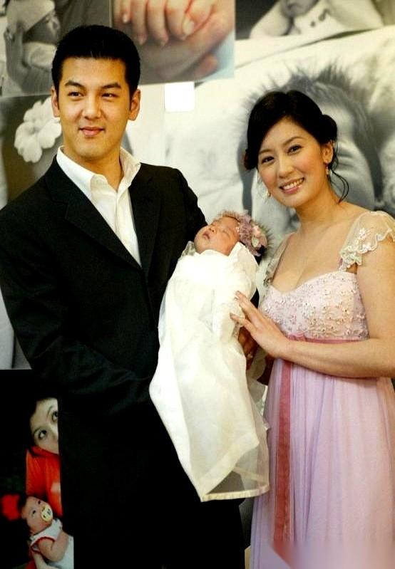 我跟你说，贾静雯离婚那天，最开心的不是孙志浩，是她前婆婆。老太太估计放鞭炮的心