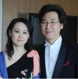 一天，廖昌永对妻子说：“我老娘70多了，还有糖尿病，我想把她接过来一起住