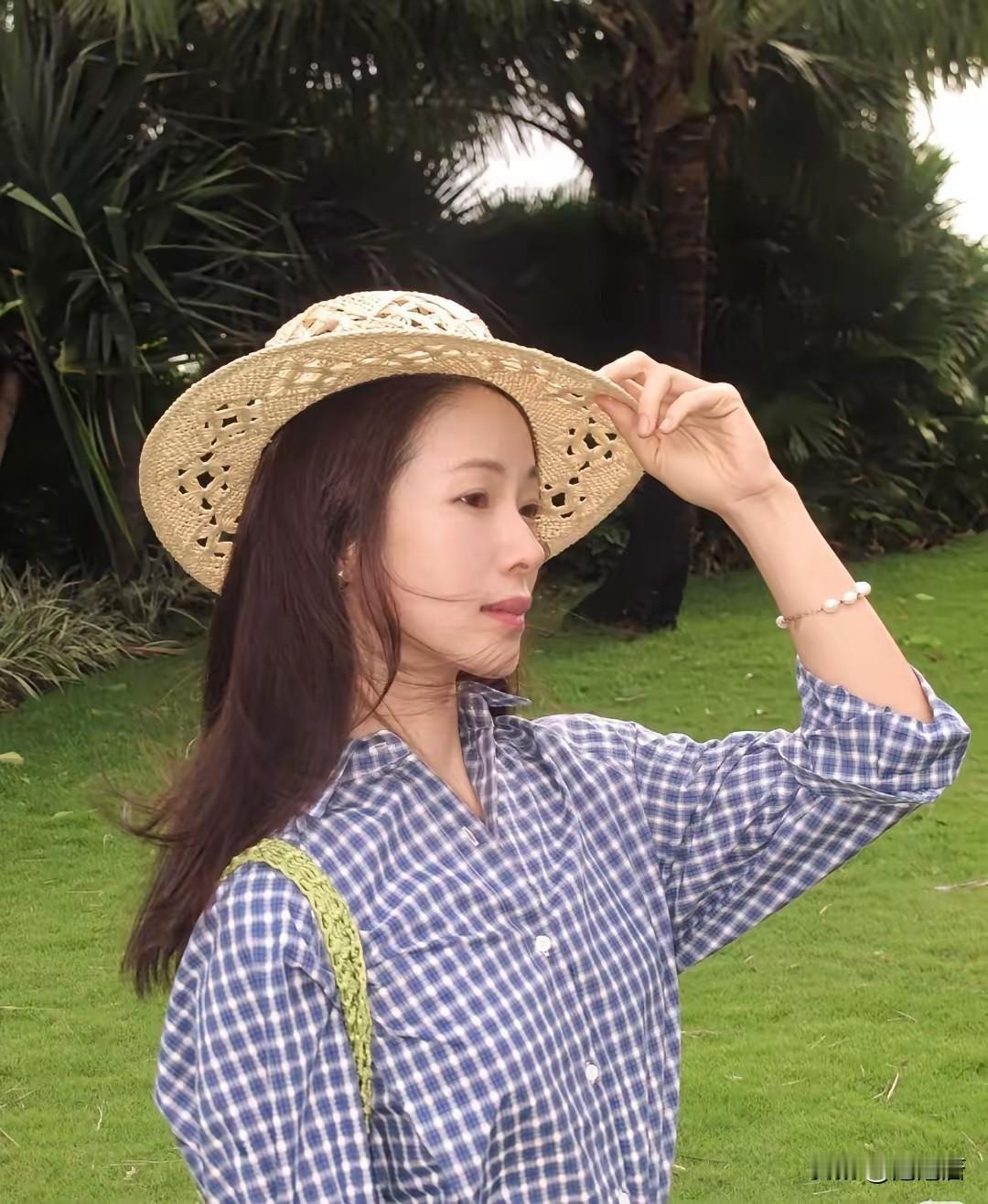 江一燕自曝离婚,再次给所有女人提了个醒,你可以偷偷结婚,也可以偷偷生娃,但一