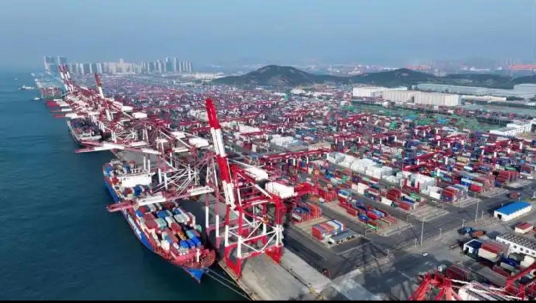 中欧经贸这盘棋，中国已经做得够意思了，好心帮欧洲熬过冬天的难关，到头来换来的却是