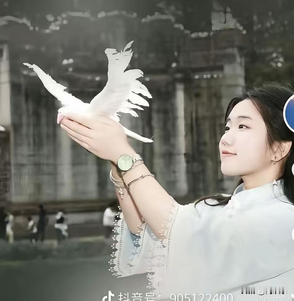 【孙同学又牵出一位】孙同学的原生家庭：​​河南普通农村家庭、条件一般，没有背