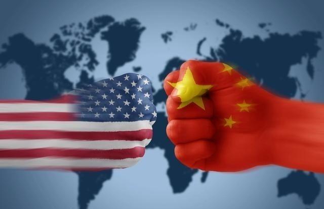 中国为什么提前跟美国摊牌呢！真正决定中美关系下一步方向的，不是一张谈判桌，也不
