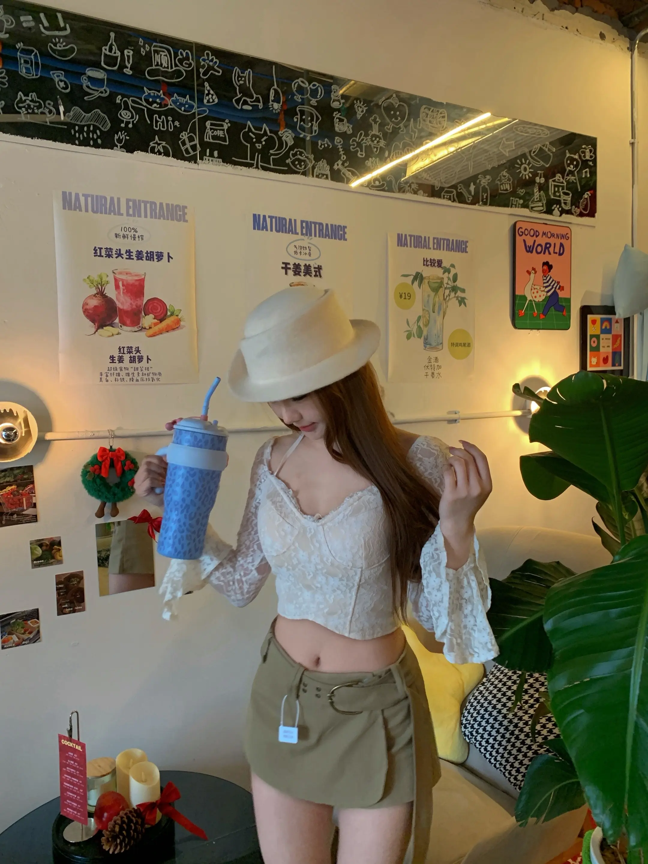 一位卖衣服的…