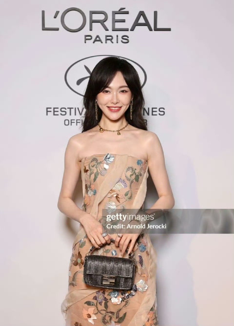 唐嫣g社镜头g社镜头里的唐嫣唐嫣G社镜头好美，状态太好了​​​