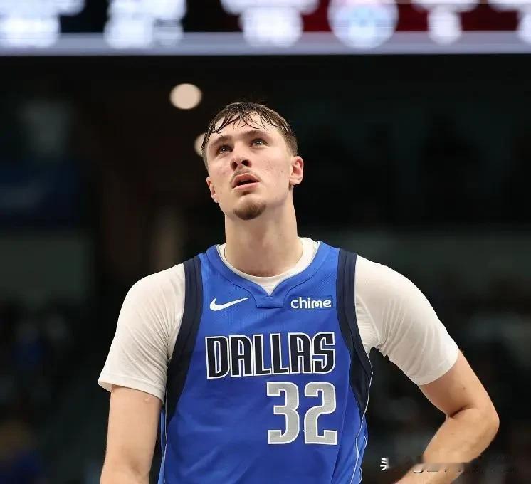 说好的天才状元，现在六场比赛都过去了也没有看到他哪方面是天才第一场上场32分