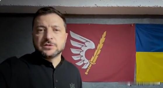 泽连斯基证实乌军在波克罗夫斯克和多布罗皮利亚的反击。他在前线视察第79旅时说：“