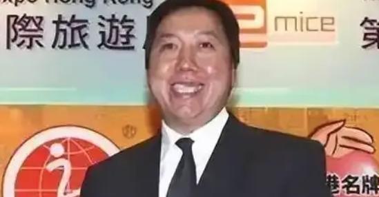 咎由自取！曾公然发表港独言论，支持乱港分子的知名面包巨头，终于倒闭了！谁能想到，
