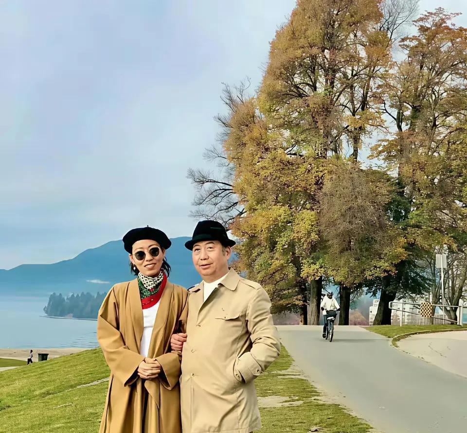 曲婉婷的老母在国内诈骗老百姓3.5亿，给女儿留学，培养兴趣爱好，谈恋爱，定居加拿