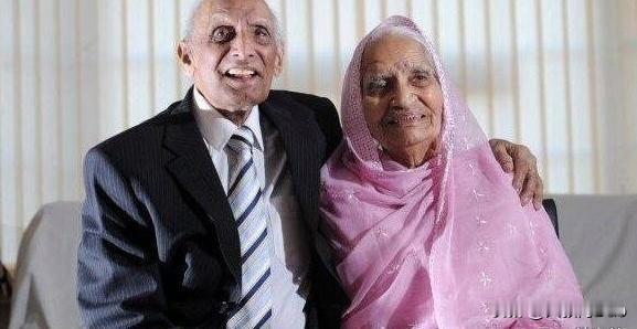 108岁加107岁等于216岁！美国迈阿密一对老夫妻创下全球最年长夫妻纪录，82