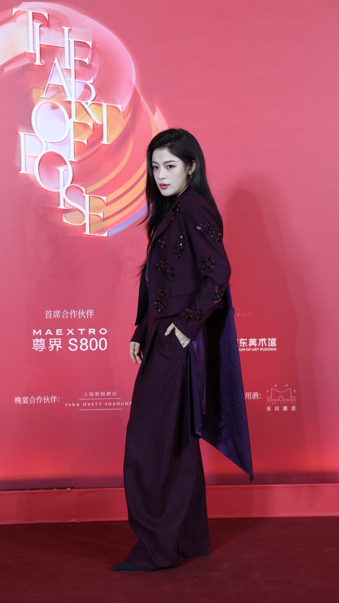 内娱教科书级下车名场面尊界S800才是红毯隐形C位吧！明星们在车里的每一