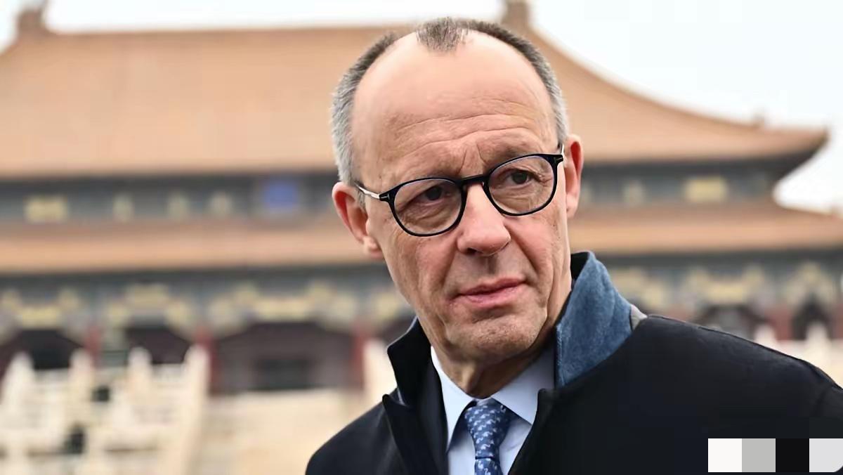 德国总理默茨今天说：“美国政府——不仅仅是特朗普上台之后——反复告诉我们：当你们