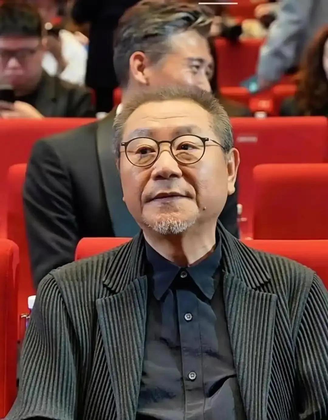 范伟有一段非常经典的台词：“我这一生啊，情窦初开的时候，父母不同意，情窦再开的时