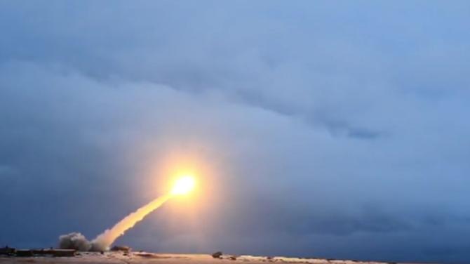 俄罗斯的核动力巡航导弹连飞14000公里,美国的回应来了! 俄罗斯那枚能绕地