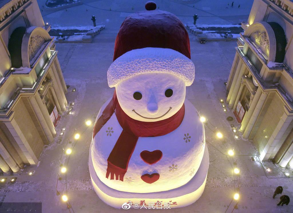 挨最厉害的冻，拍最美的照啊，感觉根本呢不需要去国外，哈尔滨什么都有啊！