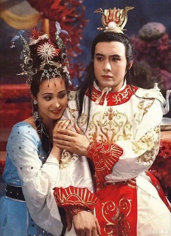 丁禹兮马年cos白龙马，对味嘛～