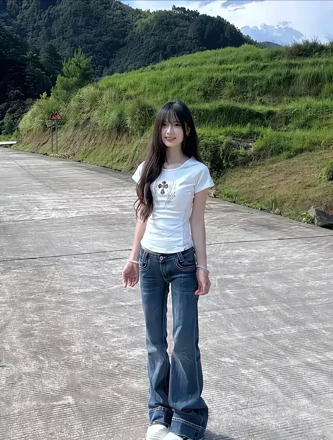 这是我姐，家里让她找对象，但是她就是不同意，原因很简单，就是不想给男的生孩子，说