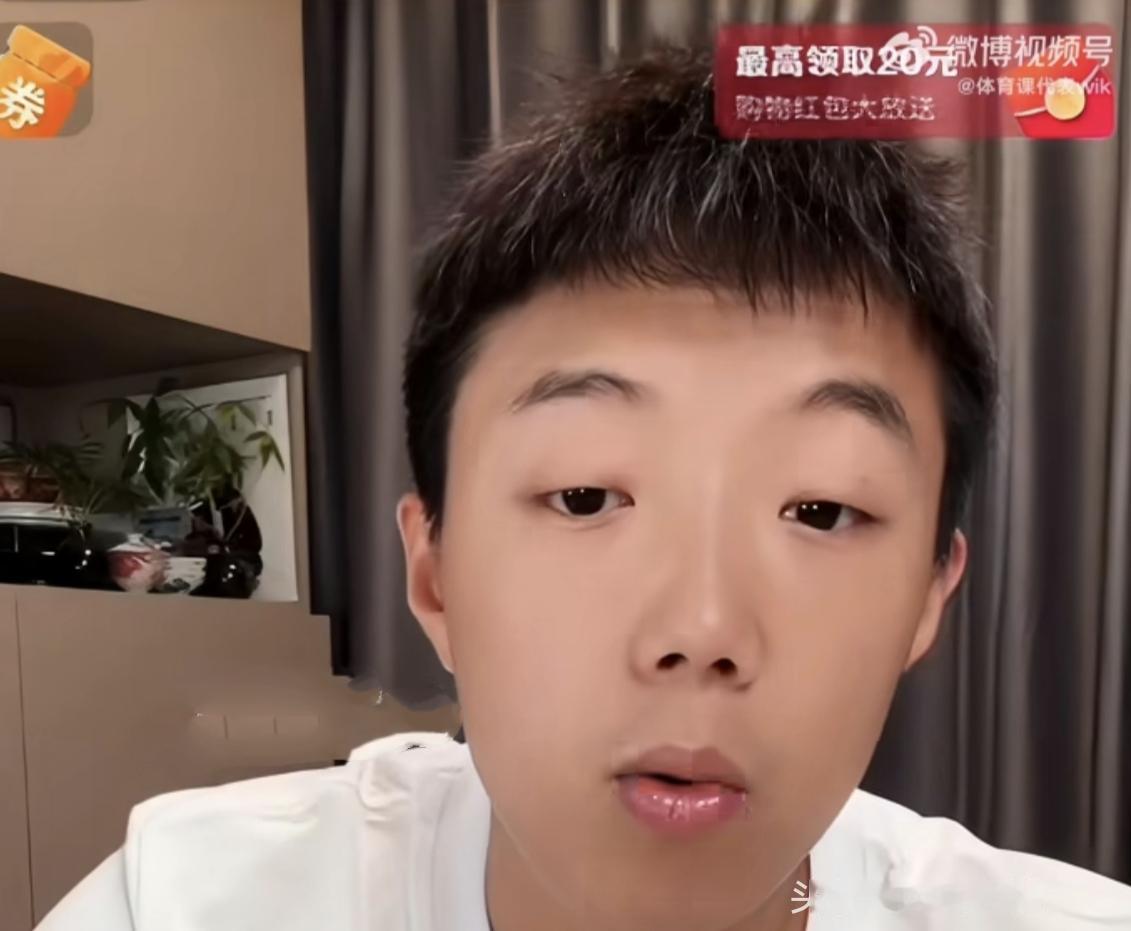 尹航说，德甲来中国举办是非常困难的，因为它不是说一个队来中国，对面球队也要来，差
