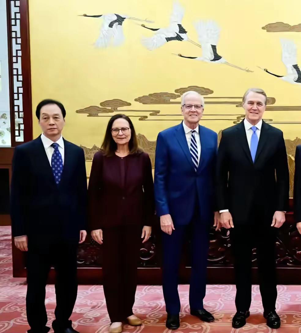 不达目的不罢休？美国国会代表团持续在中国逗留按照美国方面发布的消息，5月1