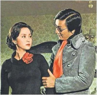 帅过周润发的谢贤，是耍什么手段，把台湾第一美女追哄到手的呢，影迷们都很好奇？一个