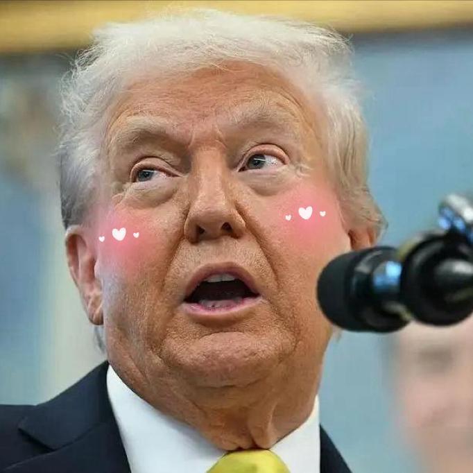 毛主席早就说过：美国是只纸老虎，一戳就穿。这次扣押中国货轮的同时，却放走了俄罗斯