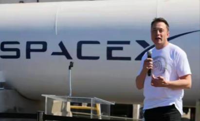 说白了，星链在中国上空没信号，根本不是单方面“封杀”，而是马斯克为了保住他在中国