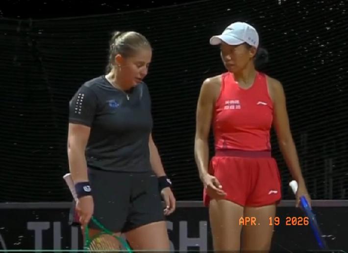 今天凌晨，WTA500斯图加特站女双半决赛传出捷报：赛会头号种子张帅/奥斯塔