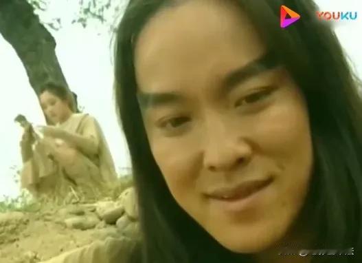 很多人不认识江一燕前夫赵汉唐,在此科普一下他是谁:《十大奇冤》里的变态狂魔骆