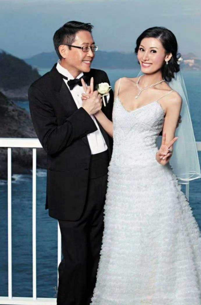 李嘉欣豪门梦破碎无缘500亿遗产每月只能从家族信托领200万生活费，有钱人