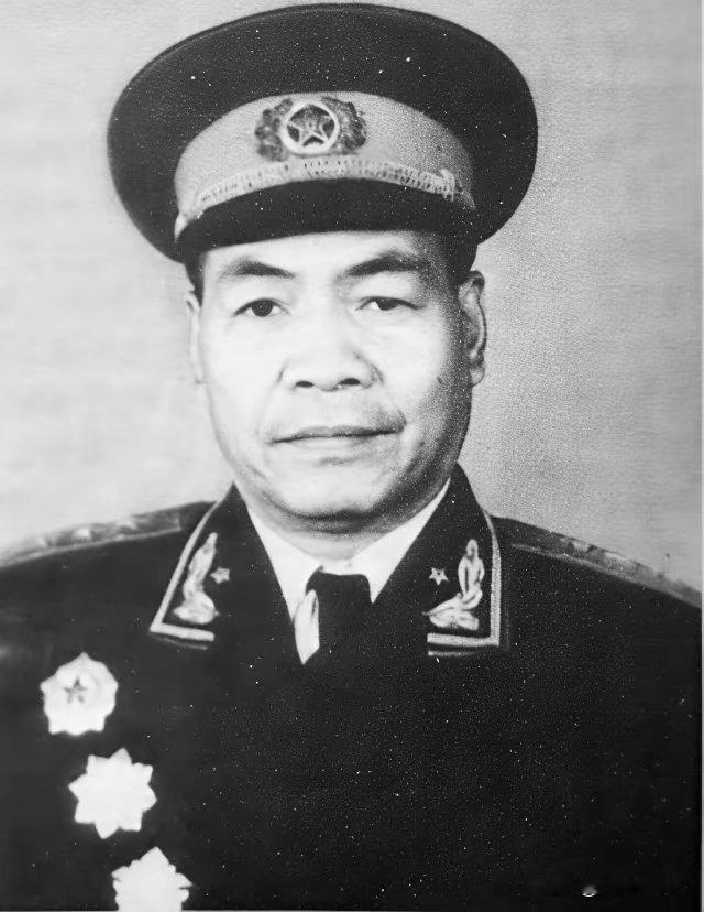 1927年，19岁的张宗逊认识了此生最为重要的贵人，戎马生涯从此改写。张宗逊虽然