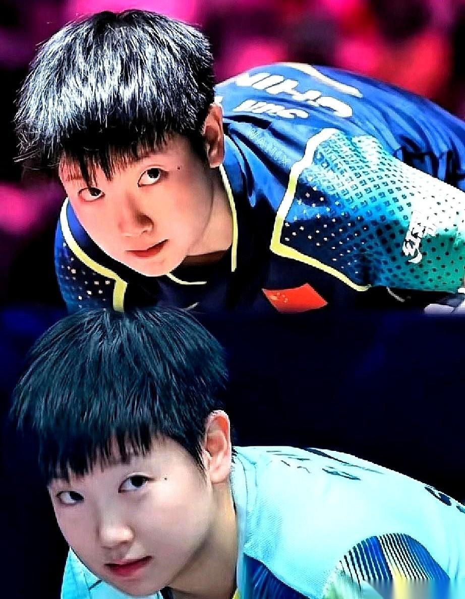 一堆人看到个11比2就炸了，喊着什么王朝落幕，状态下滑。我看着那比分，心里第一