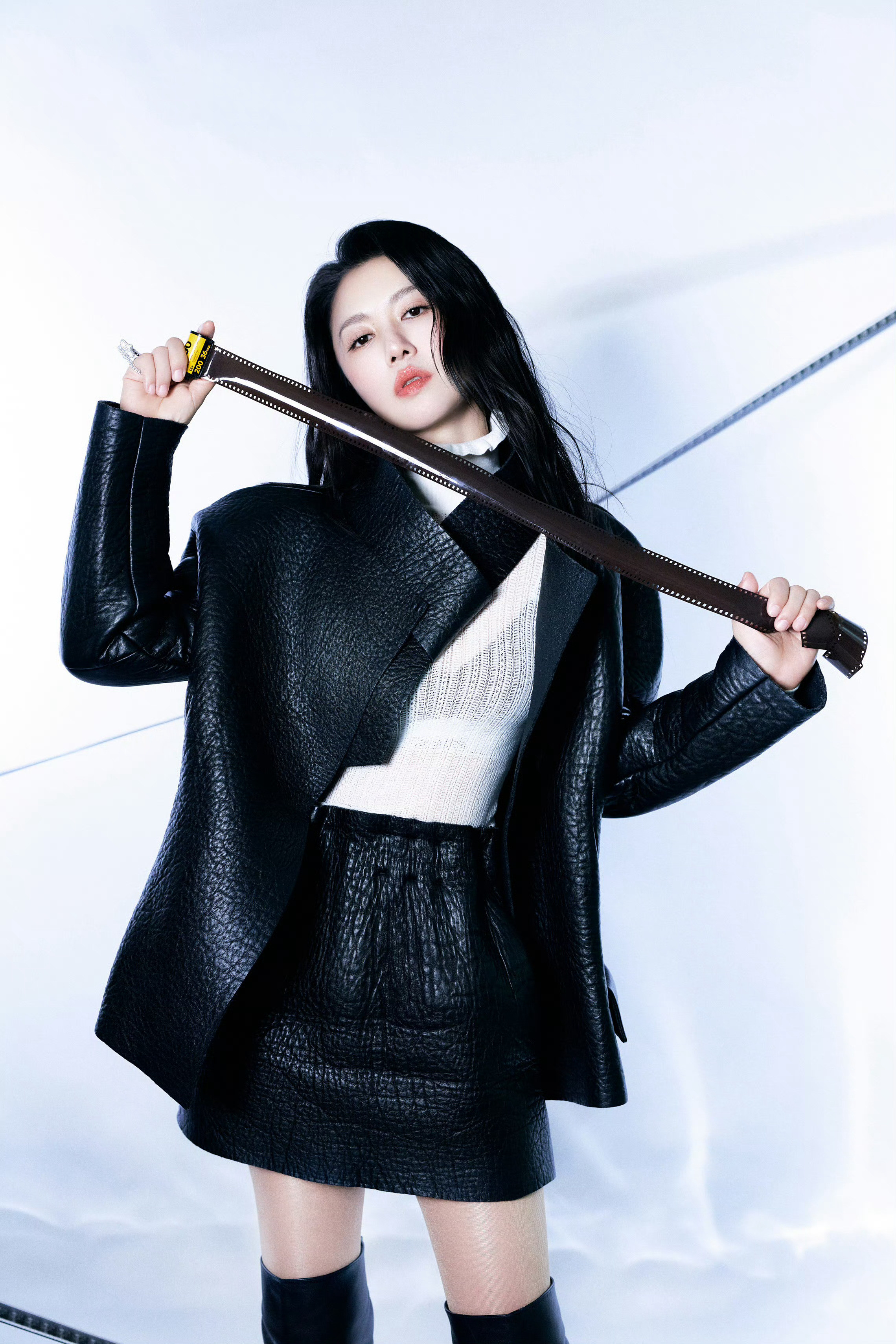 谭维维🖤黑皮长靴配丝袜谭维维声声世世巡演