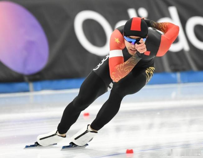 速滑世界杯宁忠岩1500米摘银三连败后翻盘拿下最大竞争对手奥运冲牌再添实力砝