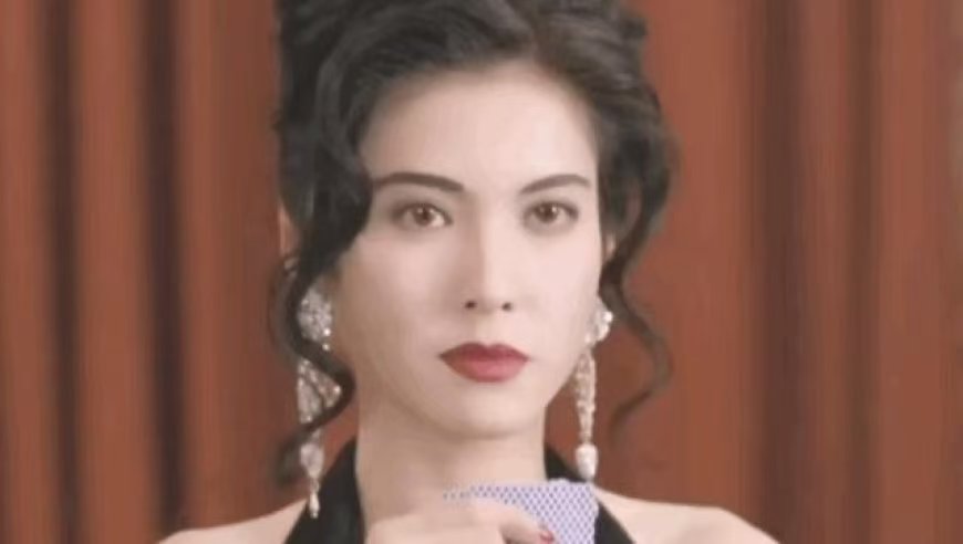 最美丽的紫衫龙王:李婉华！谈的都是大帅哥，前任吴镇宇，后面何家劲，可惜啊，最后都分手了！和吴镇宇在一