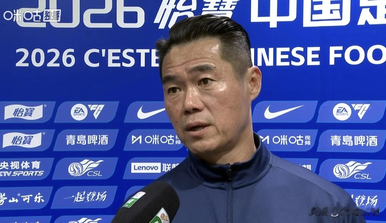 果不其然！山东泰山队再次放了青岛海牛，这个三分对于青岛海牛太重要了，韩鹏和宿茂臻